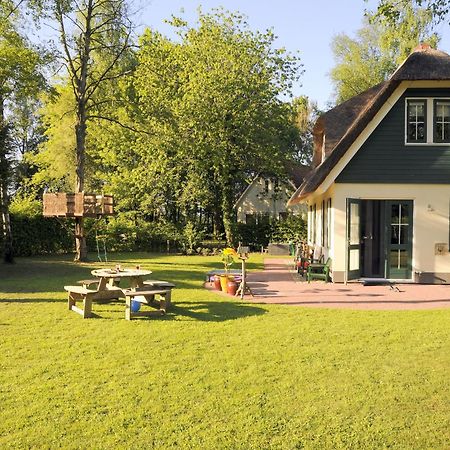 Beautiful Holiday Home In Heeten With Private Garden Exteriör bild