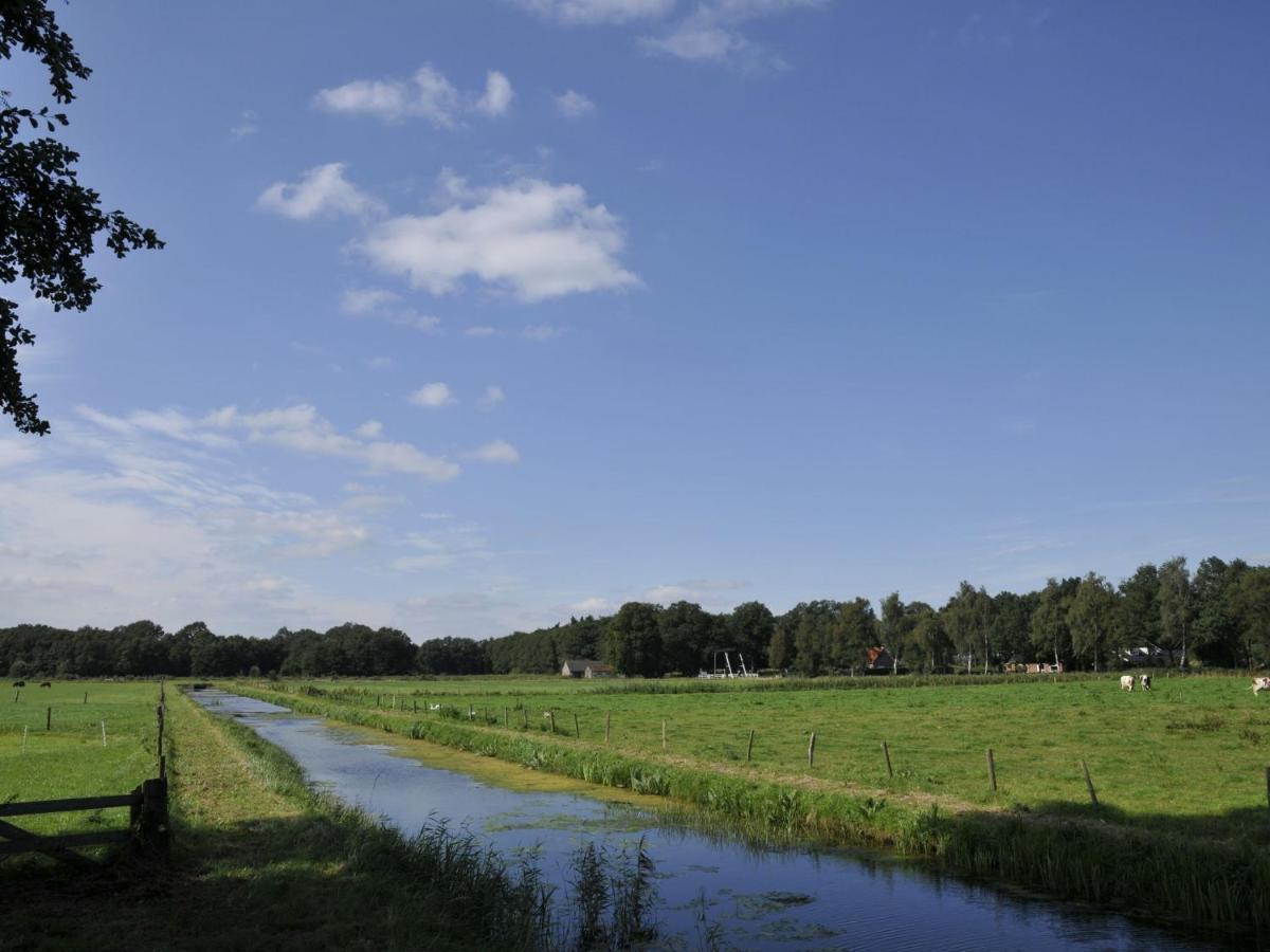 Beautiful Holiday Home In Heeten With Private Garden Exteriör bild